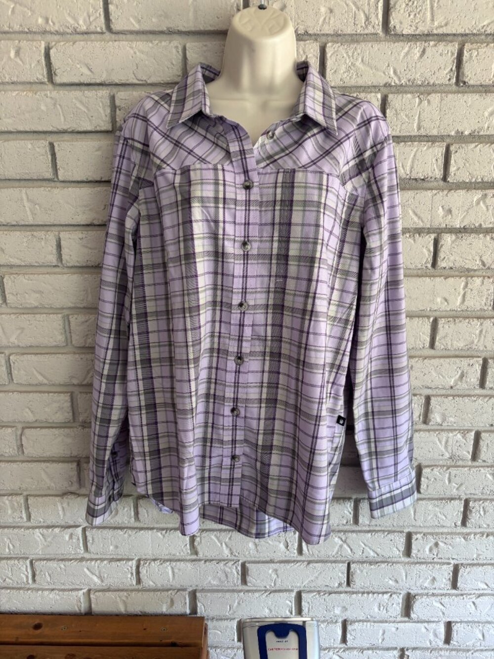 Duluth Trading Co Womens Button Up Performance Shirt Size L Purple Plaid Stretch